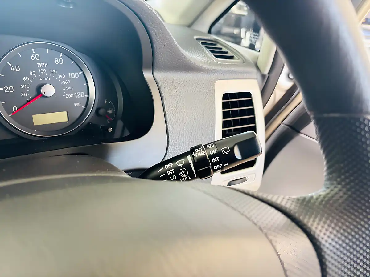 Used 2006 Suzuki Liana Gl Beige - Interior and Exterior details 17