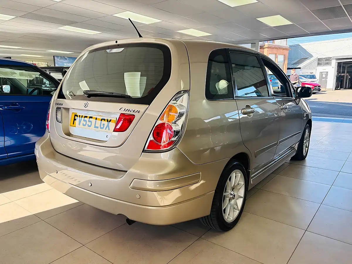 Used 2006 Suzuki Liana Gl Beige - Interior and Exterior details 4