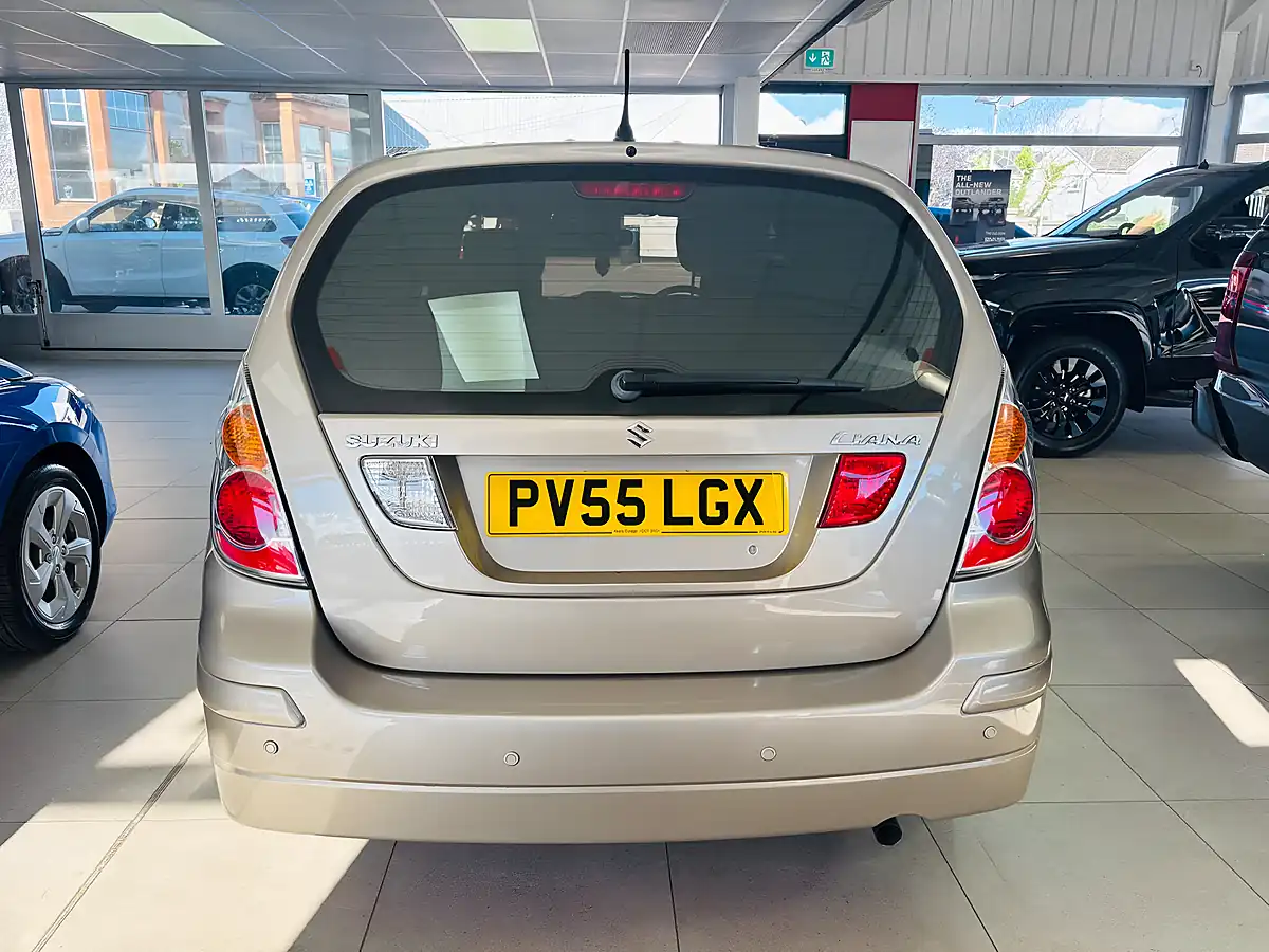 Used 2006 Suzuki Liana Gl Beige - Interior and Exterior details 5