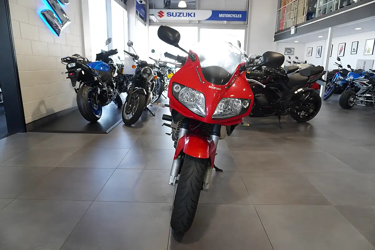 Used 2006 Suzuki SV650S Sv Red - Interior and Exterior details 3