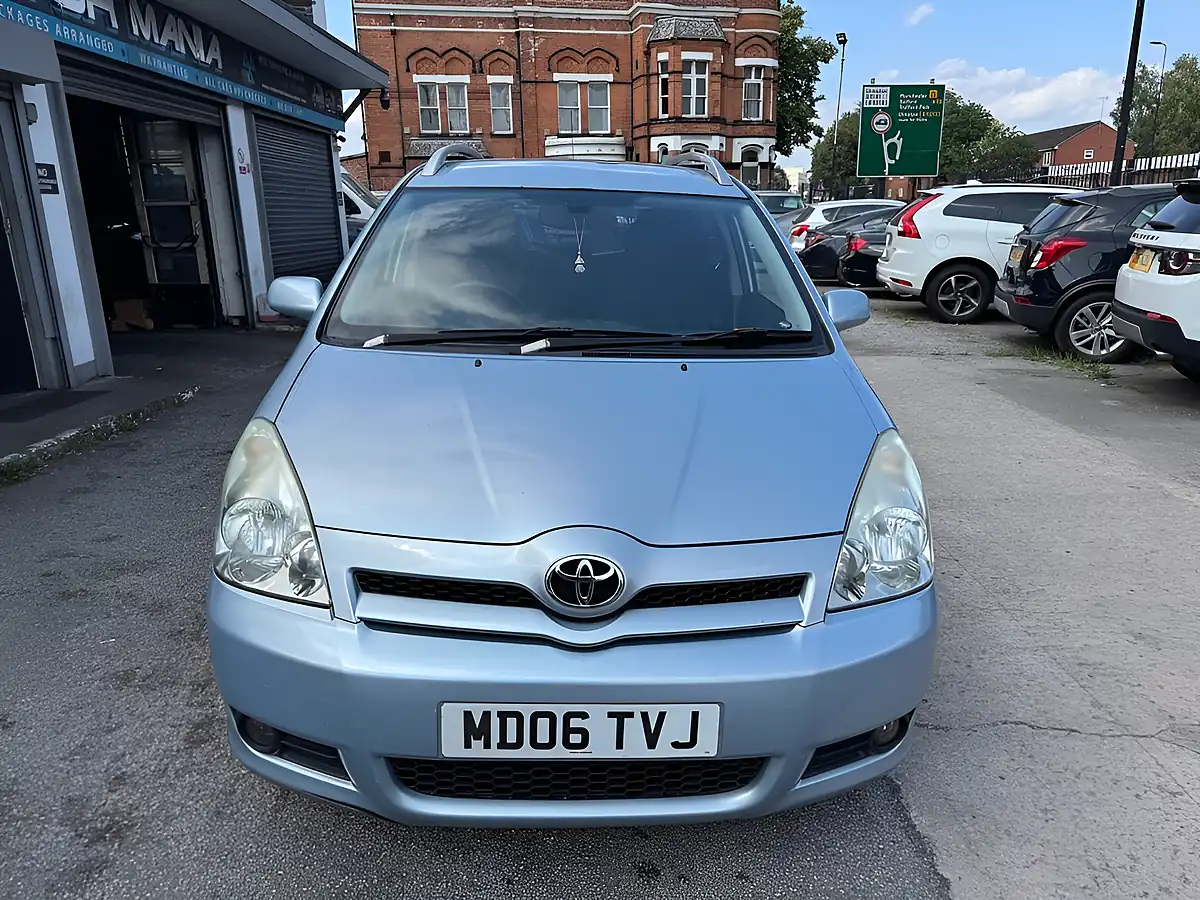 Used 2006 Toyota Corolla Verso T Spirit Blue - Interior and Exterior details 7