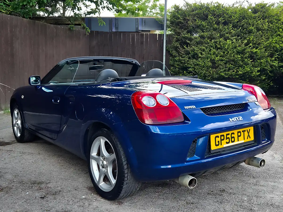 Used 2006 Toyota MR2 Roadster TF300 Blue - Interior and Exterior details 7