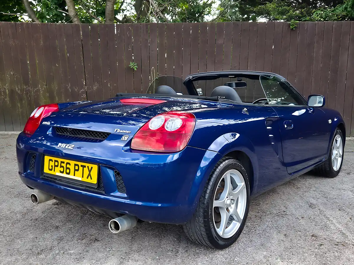 Used 2006 Toyota MR2 Roadster TF300 Blue - Interior and Exterior details 8