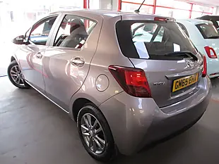 Used 2006 Toyota Yaris Icon Bronze - Interior and Exterior details 4