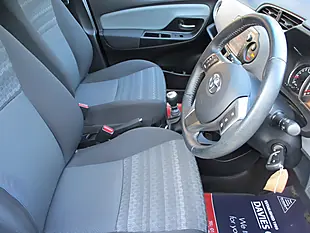 Used 2006 Toyota Yaris Icon Red - Interior and Exterior details 8