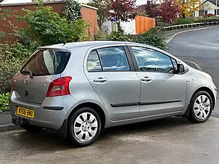 Used 2006 Toyota Yaris T3 Multimode Silver - Interior and Exterior details 6