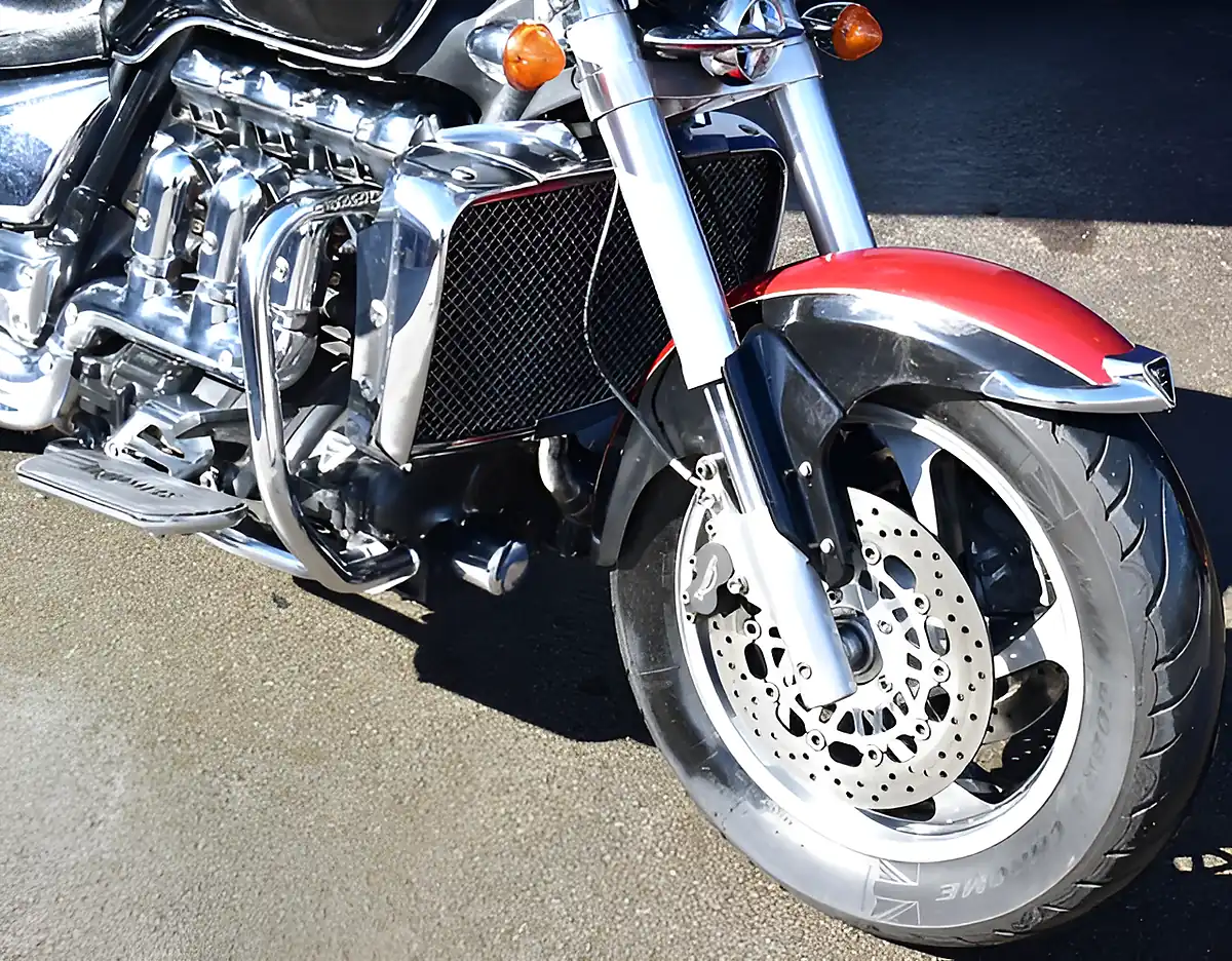 Used 2006 Triumph Rocket Iii Black - Interior and Exterior details 10
