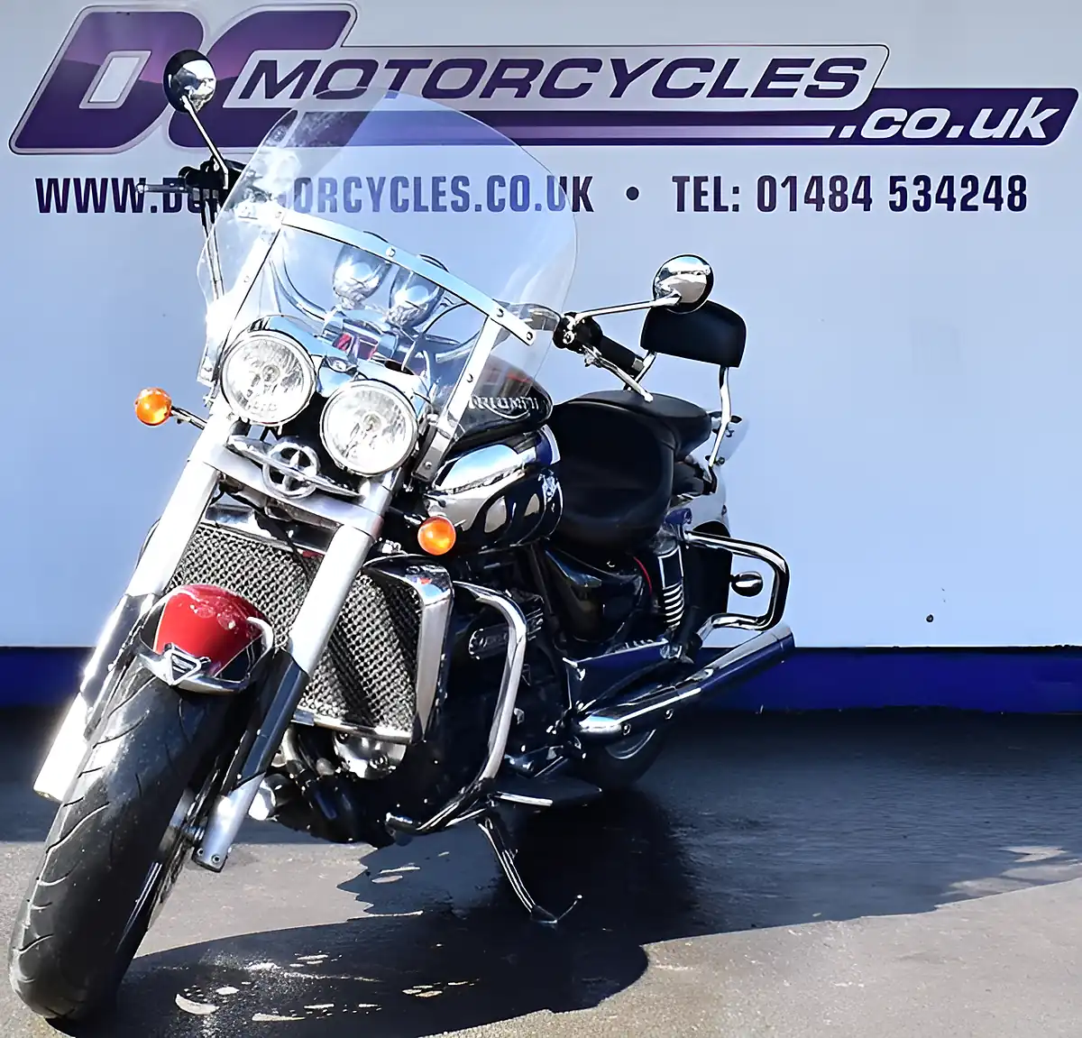 Used 2006 Triumph Rocket Iii Black - Interior and Exterior details 5