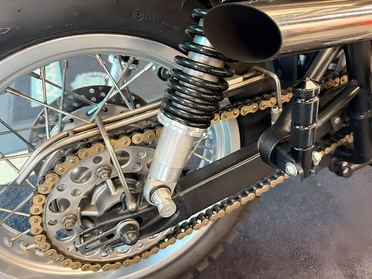 Used 2006 Triumph Thruxton 900 Desert Sled Gulf-Inspired - Interior and Exterior details 10