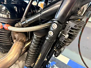 Used 2006 Triumph Thruxton 900 Desert Sled Gulf-Inspired - Interior and Exterior details 7