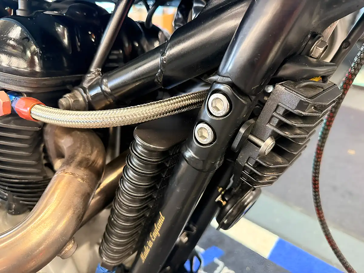 Used 2006 Triumph Thruxton 900 Desert Sled Gulf-Inspired - Interior and Exterior details 7