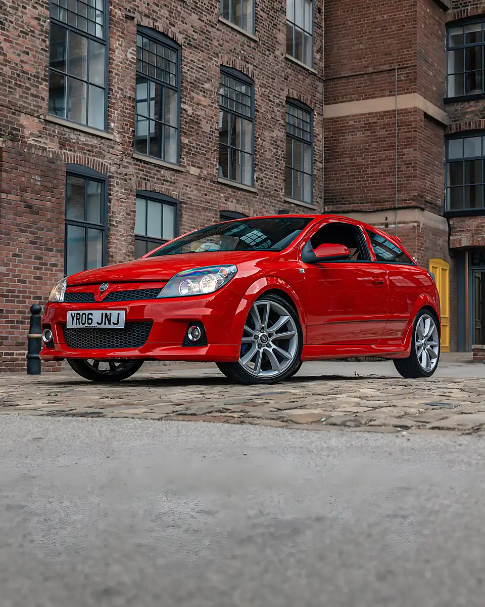 Used 2006 Vauxhall Astra Vxr Sport Hatch Magma Red - Interior and Exterior details 4