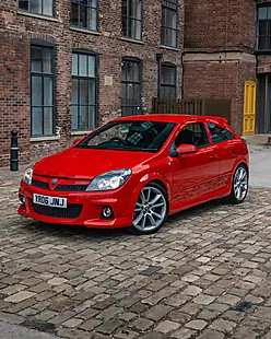 Used 2006 Vauxhall Astra Vxr Sport Hatch Magma Red - Interior and Exterior details 5