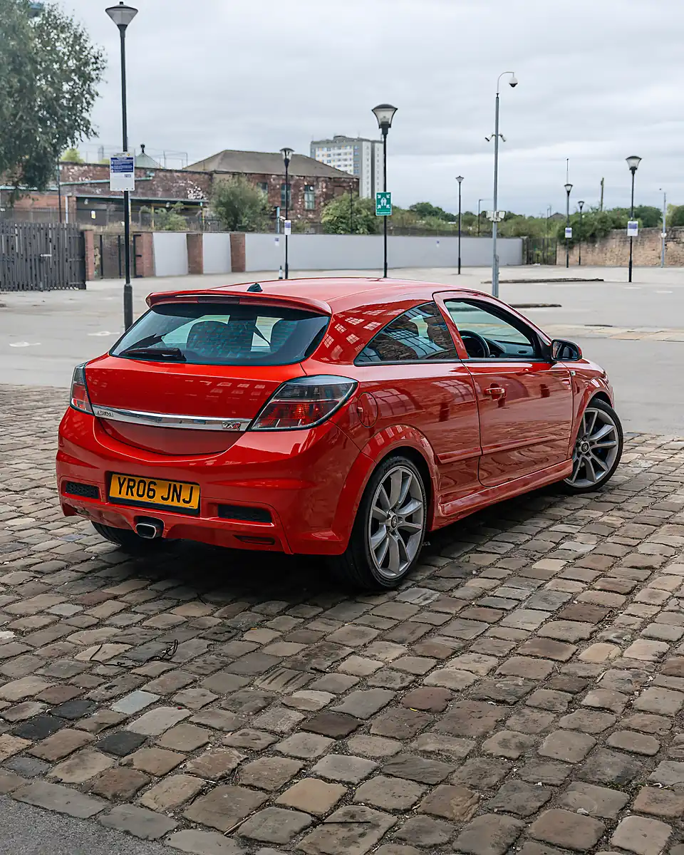 Used 2006 Vauxhall Astra Vxr Sport Hatch Magma Red - Interior and Exterior details 9