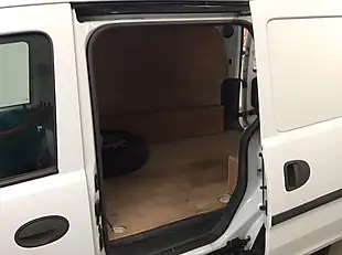 Used 2006 Vauxhall Combo Panel Van White - Interior and Exterior details 17