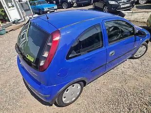 Used 2006 Vauxhall Corsa Life Blue - Interior and Exterior details 4