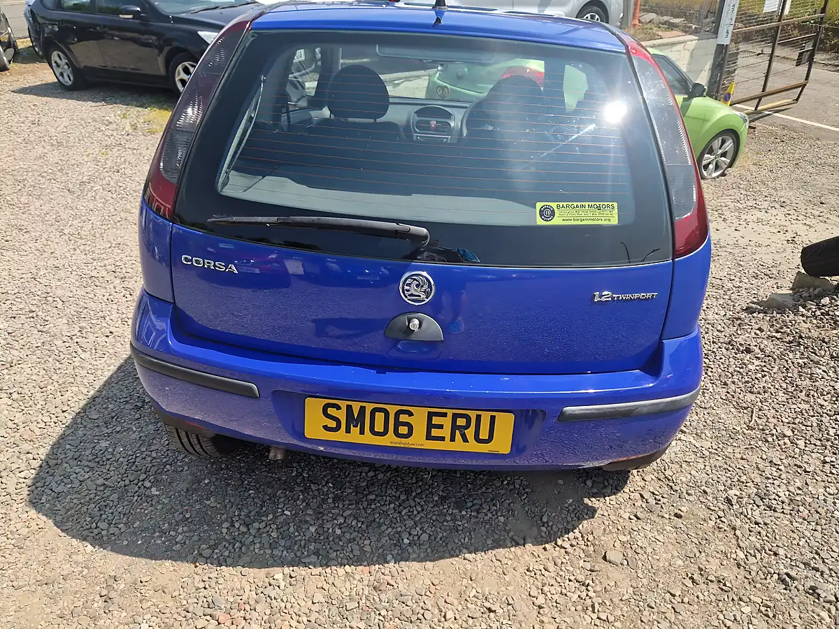 Used 2006 Vauxhall Corsa Life Blue - Interior and Exterior details 5