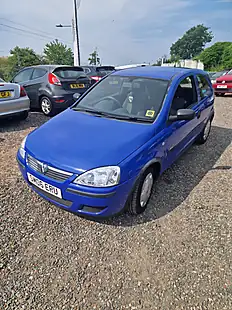 Used 2006 Vauxhall Corsa Life Blue - Interior and Exterior details 6