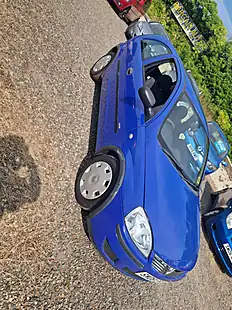 Used 2006 Vauxhall Corsa Life Blue - Interior and Exterior details 8