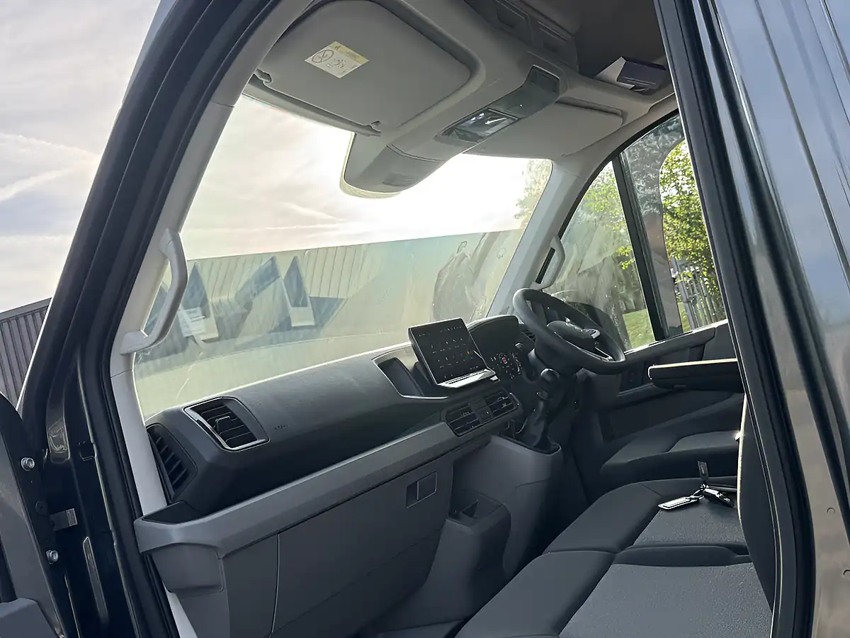 Used 2006 Volkswagen Crafter Commerce Plus Grey - Interior and Exterior details 11