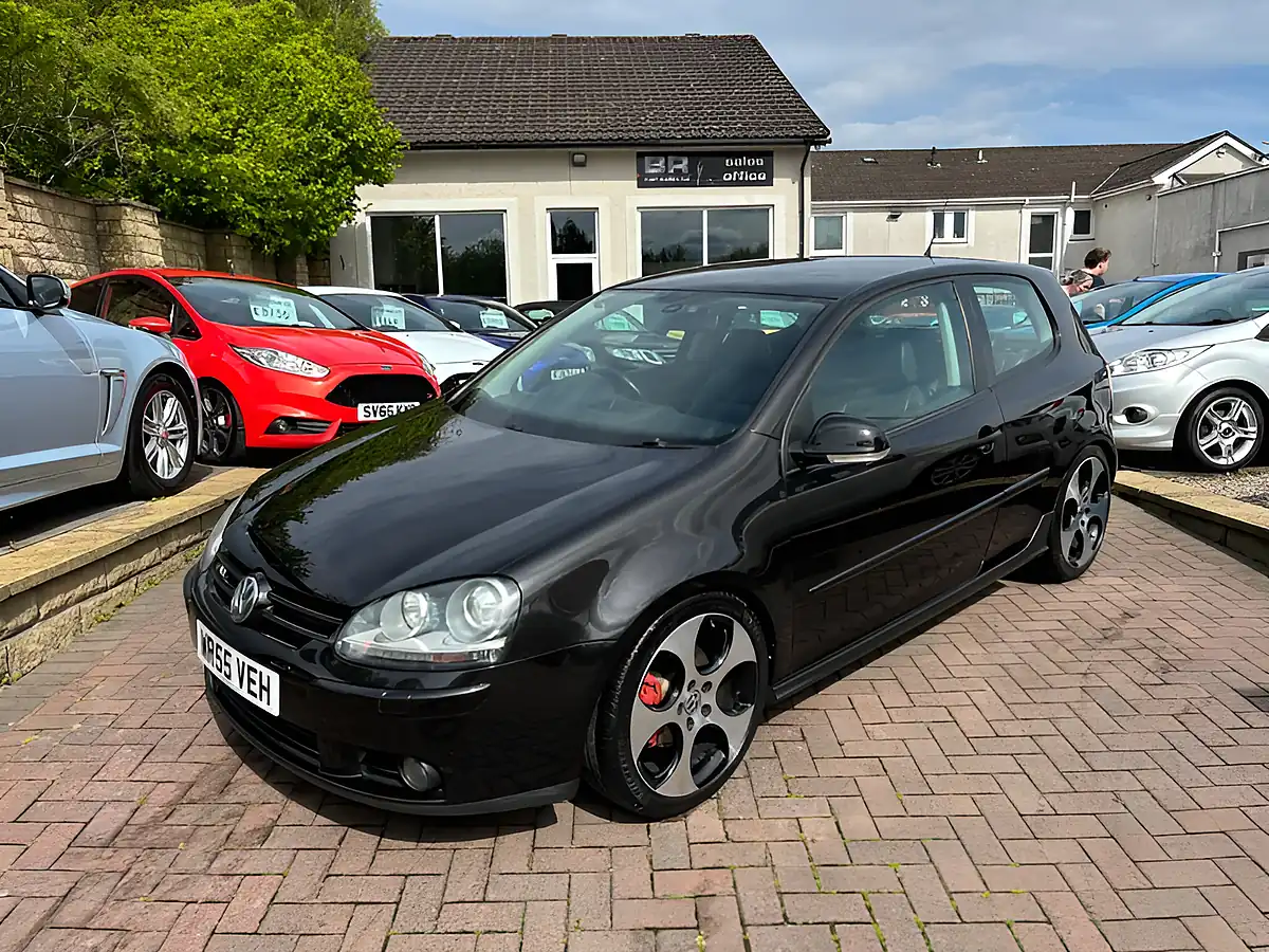 Used 2006 Volkswagen Golf GT Black - Front View
