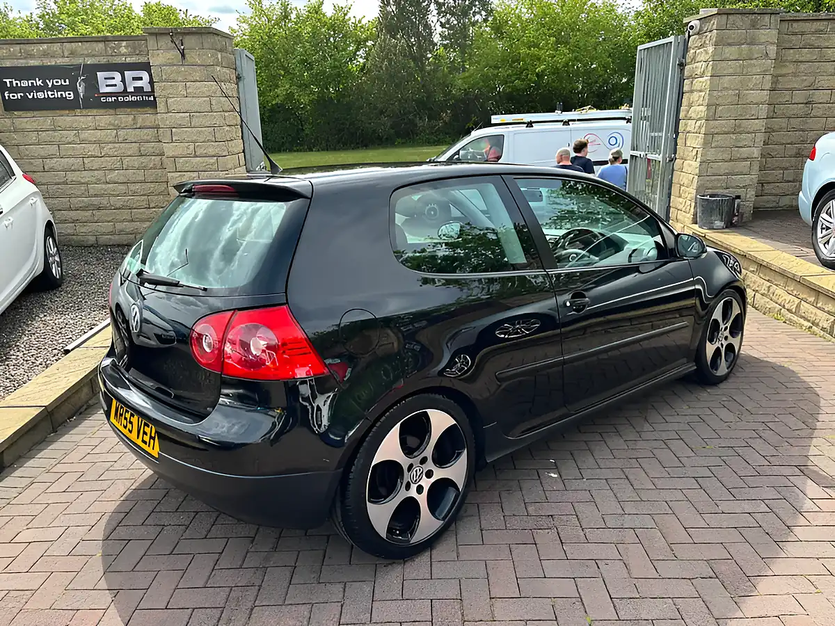 Used 2006 Volkswagen Golf GT Black - Interior and Exterior details 11