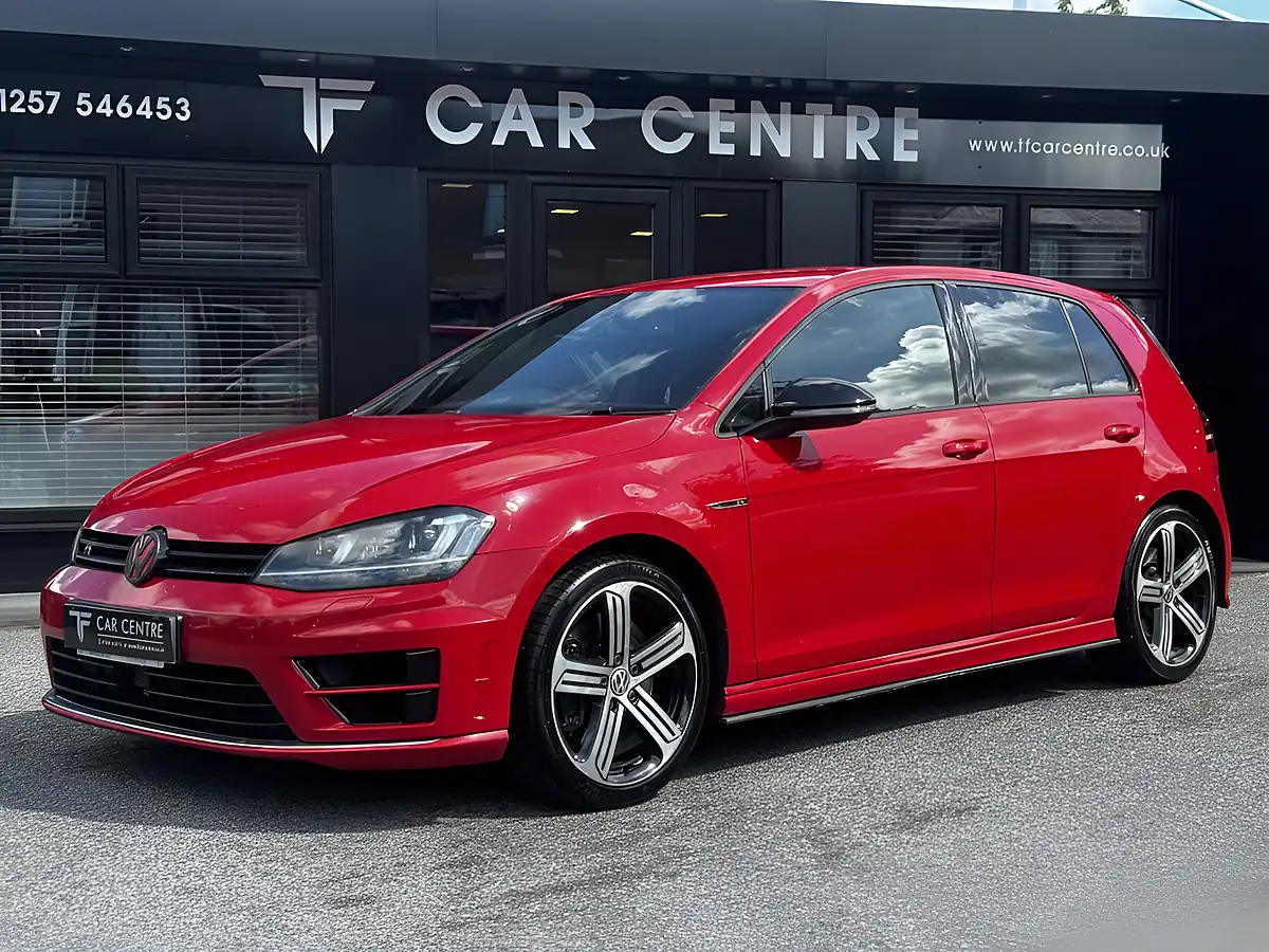 Used 2006 Volkswagen Golf R Red - Front View
