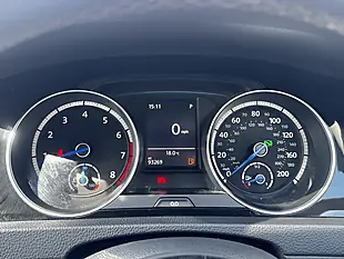 Used 2006 Volkswagen Golf R Red - Interior and Exterior details 16