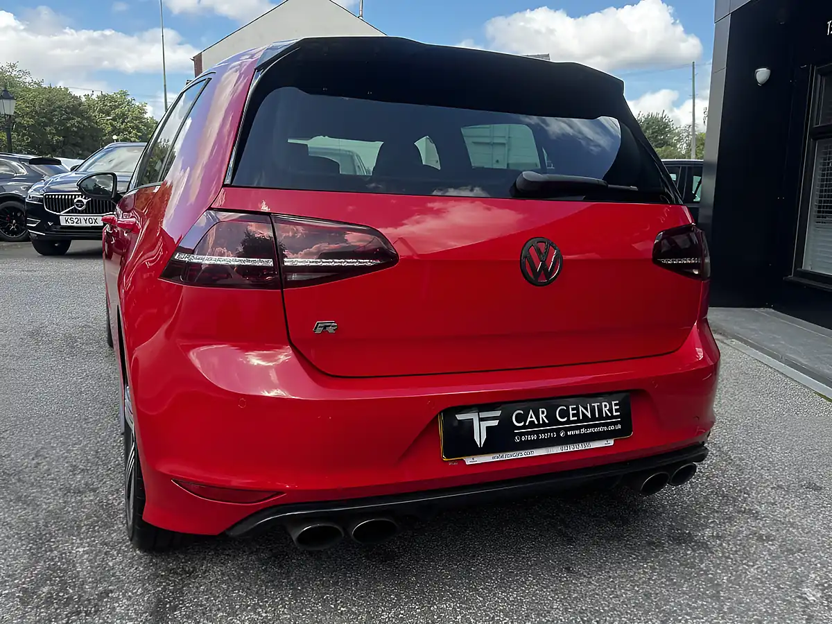 Used 2006 Volkswagen Golf R Red - Interior and Exterior details 7