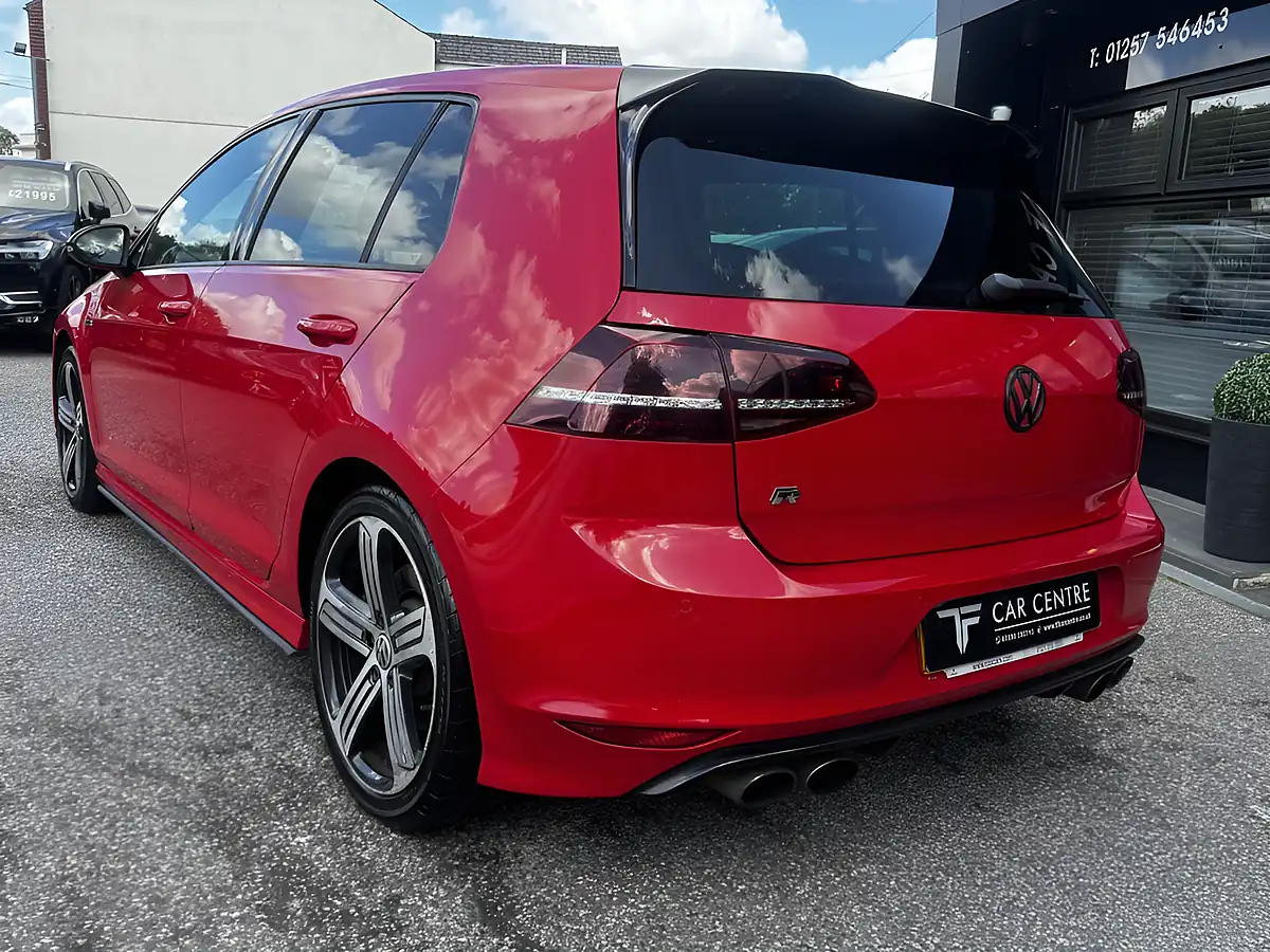 Used 2006 Volkswagen Golf R Red - Interior and Exterior details 8