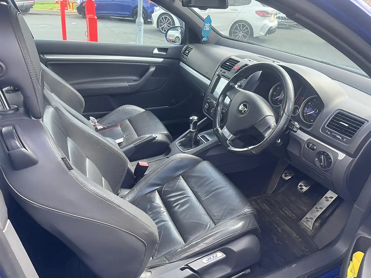 Used 2006 Volkswagen Golf R32 4Motion Blue - Interior and Exterior details 7