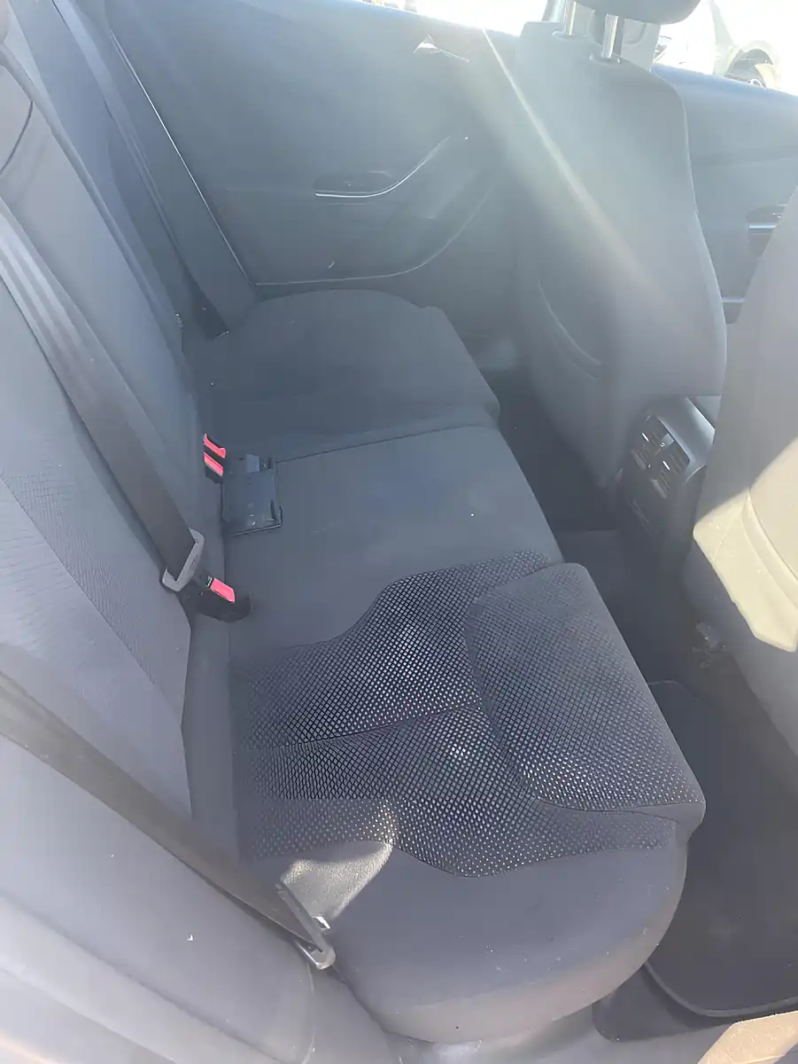 Used 2006 Volkswagen Passat Se Silver - Interior and Exterior details 7