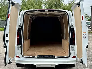 Used 2006 Volkswagen Transporter Commerce White - Interior and Exterior details 4