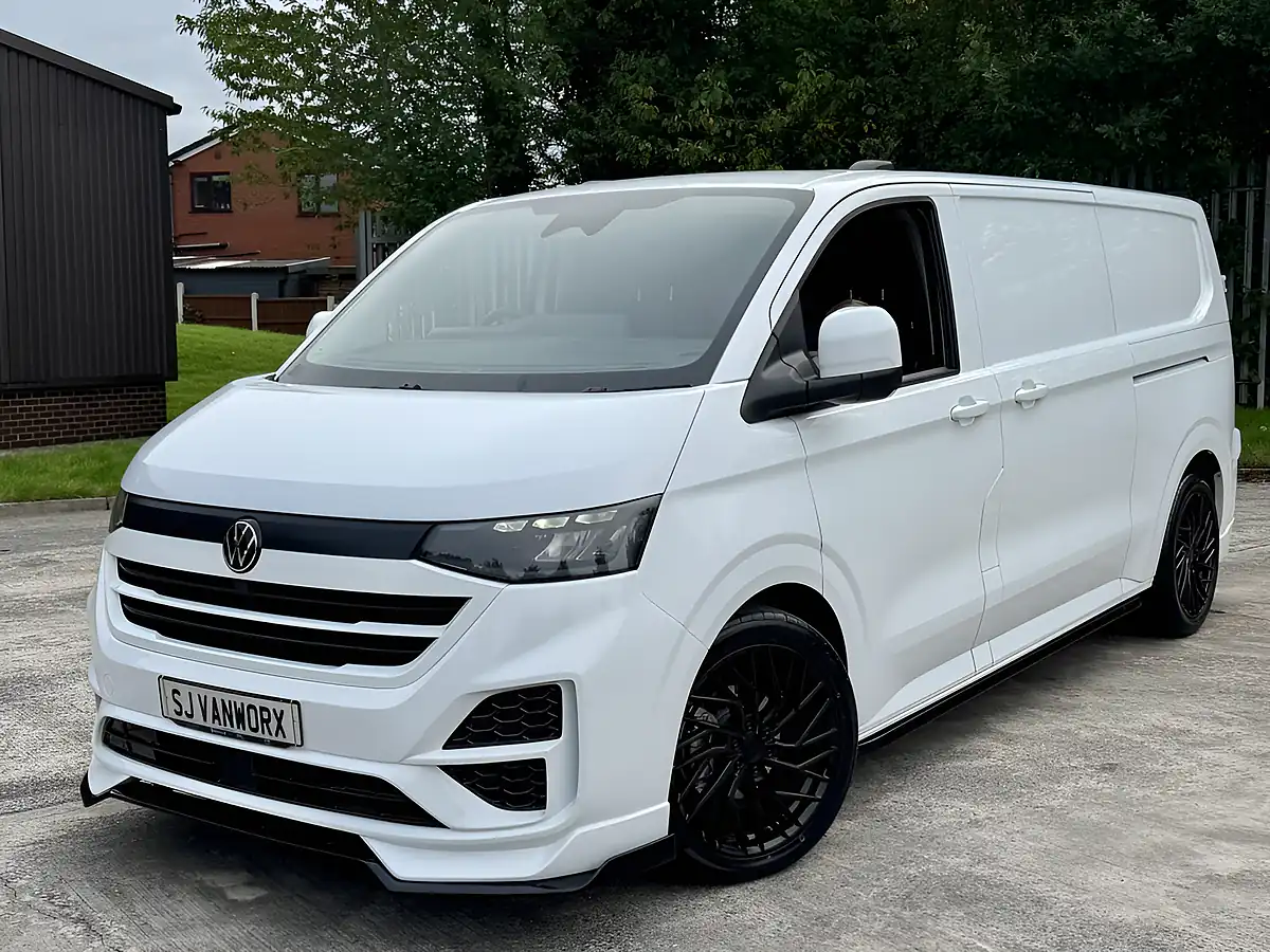 Used 2006 Volkswagen Transporter Commerce White - Interior and Exterior details 6