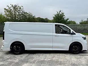 Used 2006 Volkswagen Transporter Commerce White - Interior and Exterior details 8