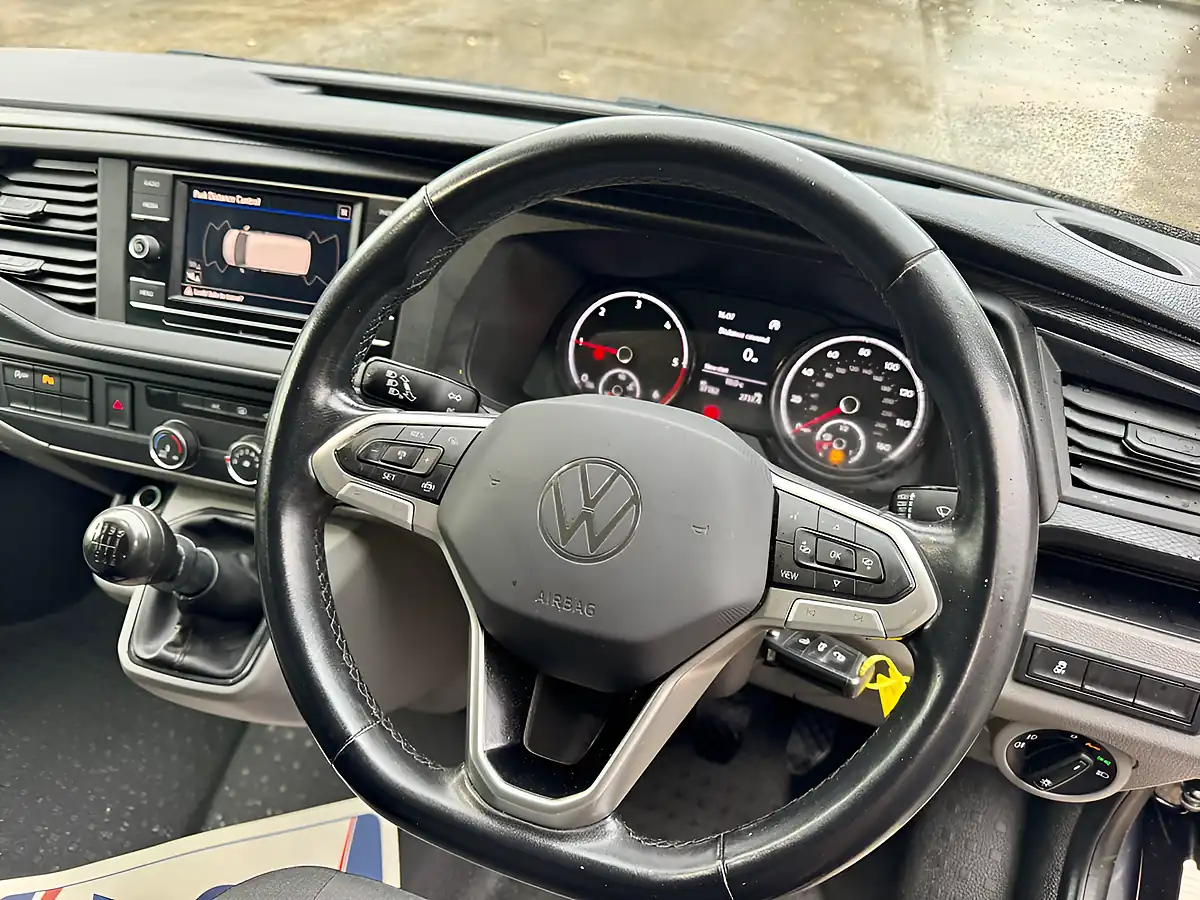 Used 2006 Volkswagen Transporter Kombi Highline Black - Interior and Exterior details 13