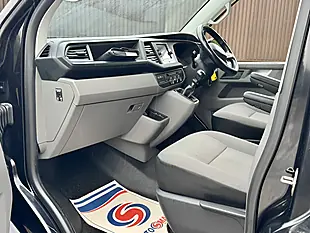 Used 2006 Volkswagen Transporter Kombi Highline Black - Interior and Exterior details 16