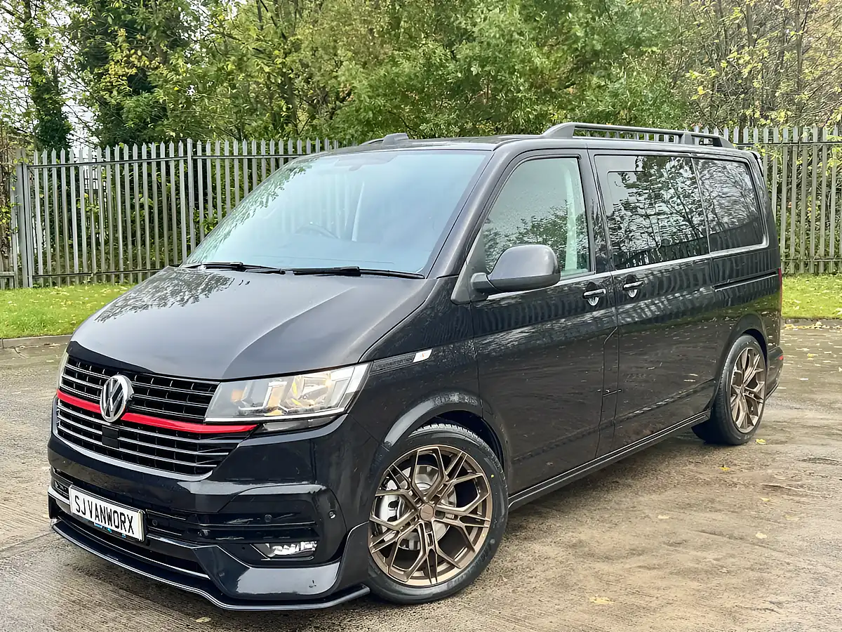 Used 2006 Volkswagen Transporter Kombi Highline Black - Interior and Exterior details 3