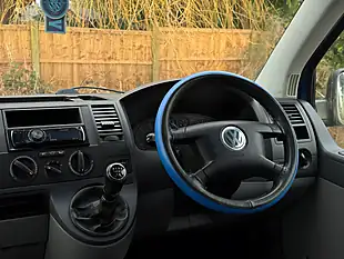 Used 2006 Volkswagen Transporter Shuttle Se Blue - Interior and Exterior details 13