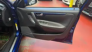 Used 2006 Volvo V70 Ocean Race Blue - Interior and Exterior details 14