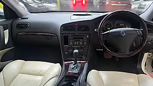 Used 2006 Volvo V70 Se Beige Leather Sunroof White - Interior and Exterior details 3