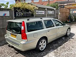 Used 2006 Volvo V70 Se Gold - Interior and Exterior details 11
