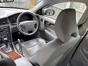 Used 2006 Volvo V70 Se Gold - Interior and Exterior details 5