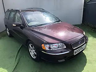 Used 2006 Volvo V70 Se Purple - Interior and Exterior details 4