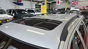 Used 2006 Volvo V70 Se Silver - Interior and Exterior details 13