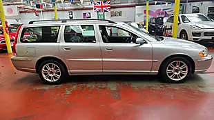 Used 2006 Volvo V70 Se Silver - Interior and Exterior details 15