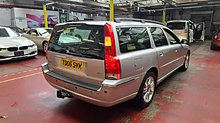 Used 2006 Volvo V70 Se Silver - Interior and Exterior details 16