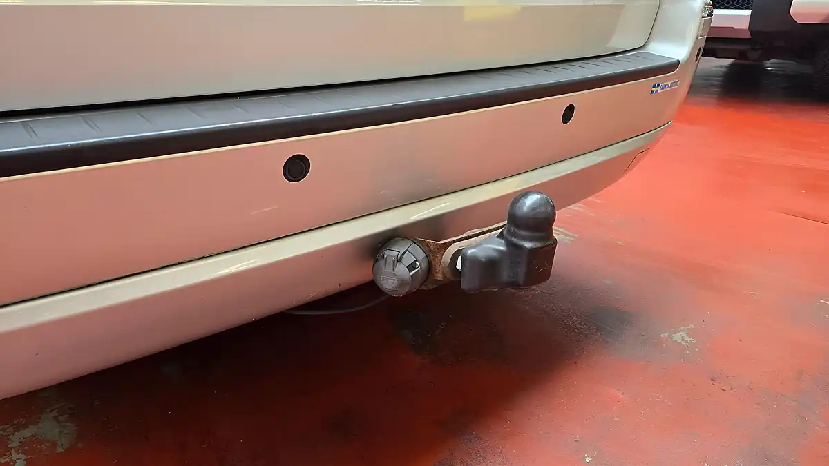 Used 2006 Volvo V70 Se Silver - Interior and Exterior details 17