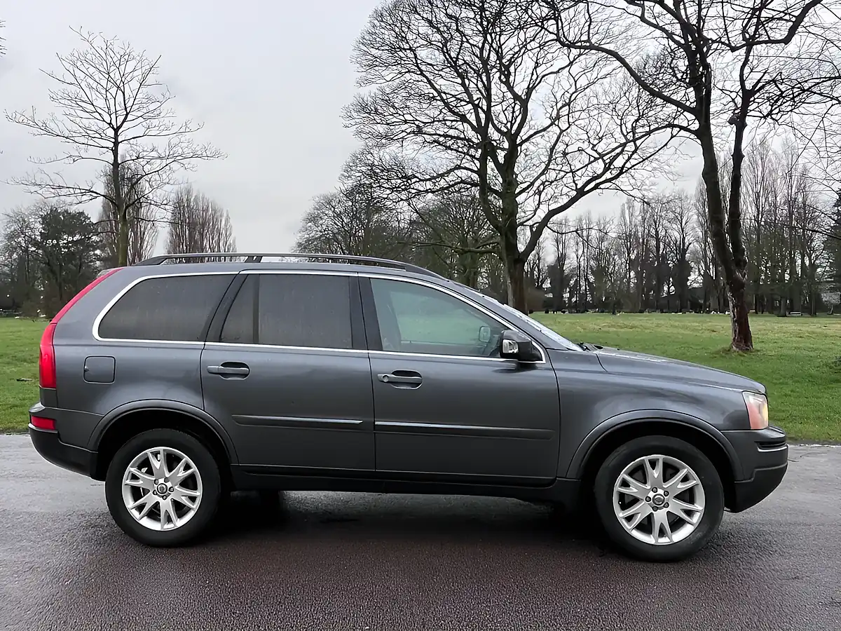 Used 2006 Volvo XC90 Se Grey - Interior and Exterior details 9