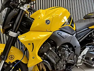 Used 2006 Yamaha FZ1N Fazer Yellow - Interior and Exterior details 10